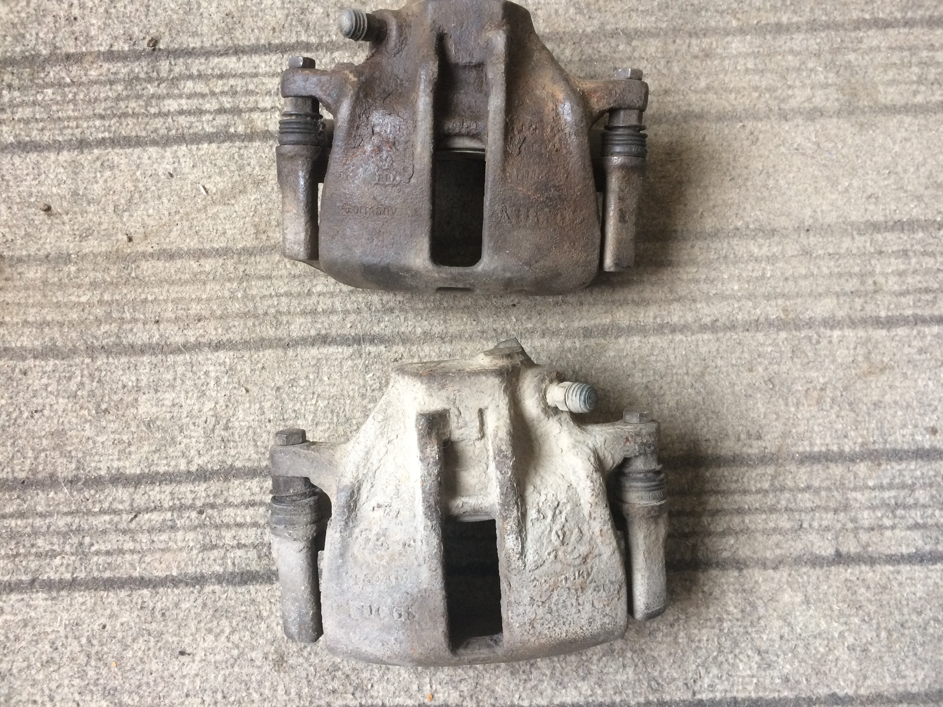 Volkswagen Golf тормозные суппорты